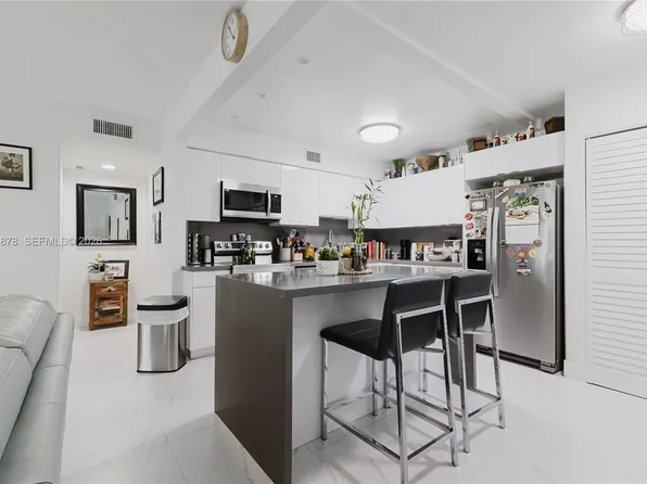 2621 SW 12th Ter, Fort Lauderdale, FL 33315