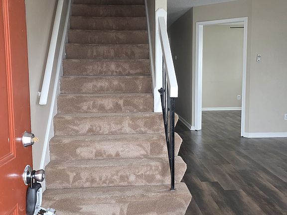 2nd image of 1736 Gallery Ave