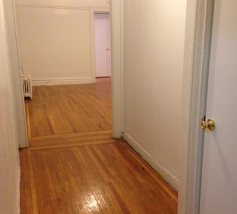 3rd image of 1459 Taylor Ave APT 2