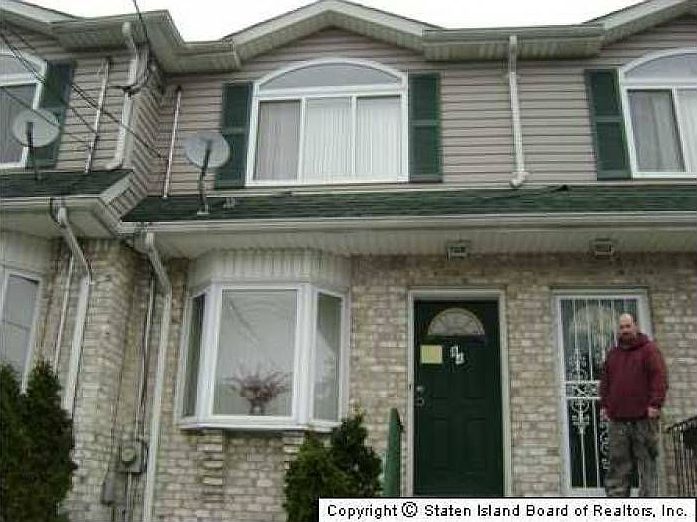 1st image of 84 Lyceum Ct