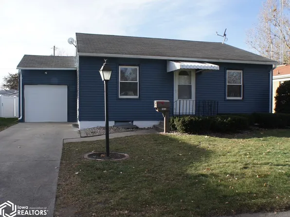 1613 Wauneta Ct, Webster City, IA 50595