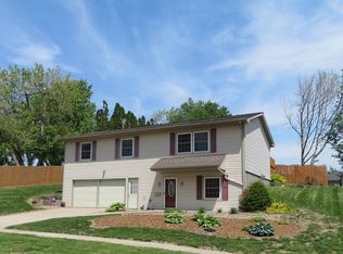 2204 S 5th Ave, Marshalltown, IA 50158