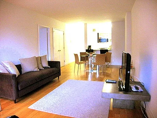 Rented by Citi Habitats | media 6