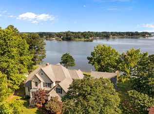 766 Quiet Harbor Dr, Hague, VA 22469