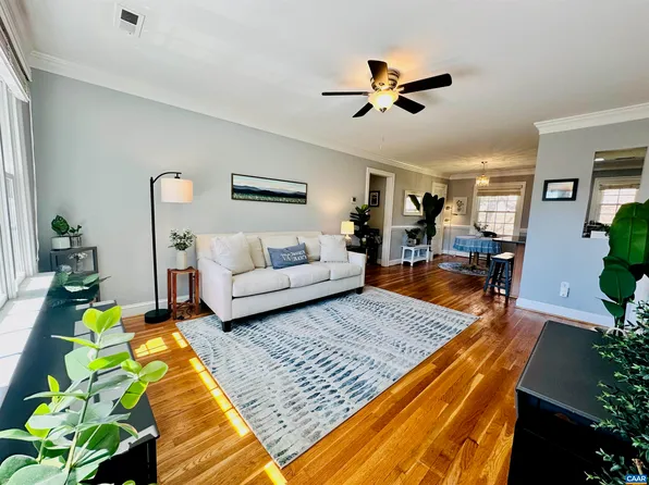 114 Hessian Hills Rdg APT 4, Charlottesville, VA 22901