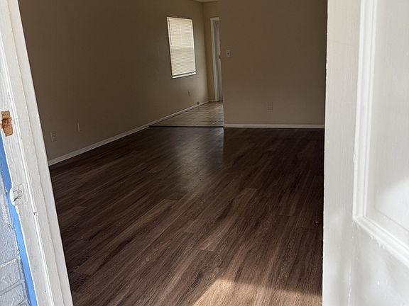 5th image of 2605 61st Ave N #2605