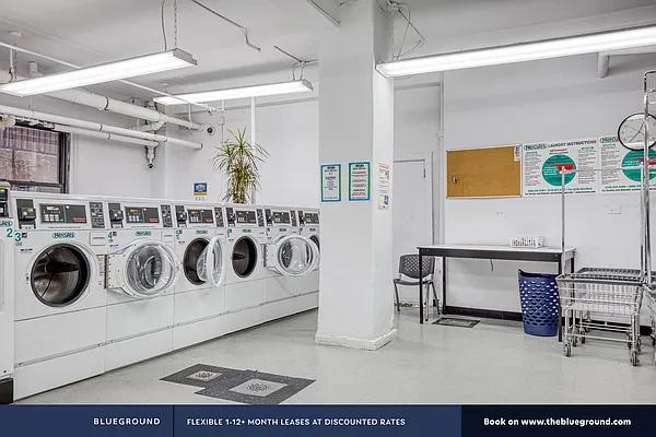 Rented by The Blueground | media 203