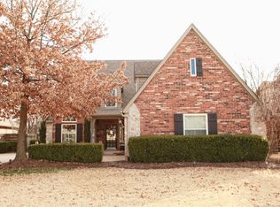 2824 E 102nd Pl, Tulsa, OK 74137