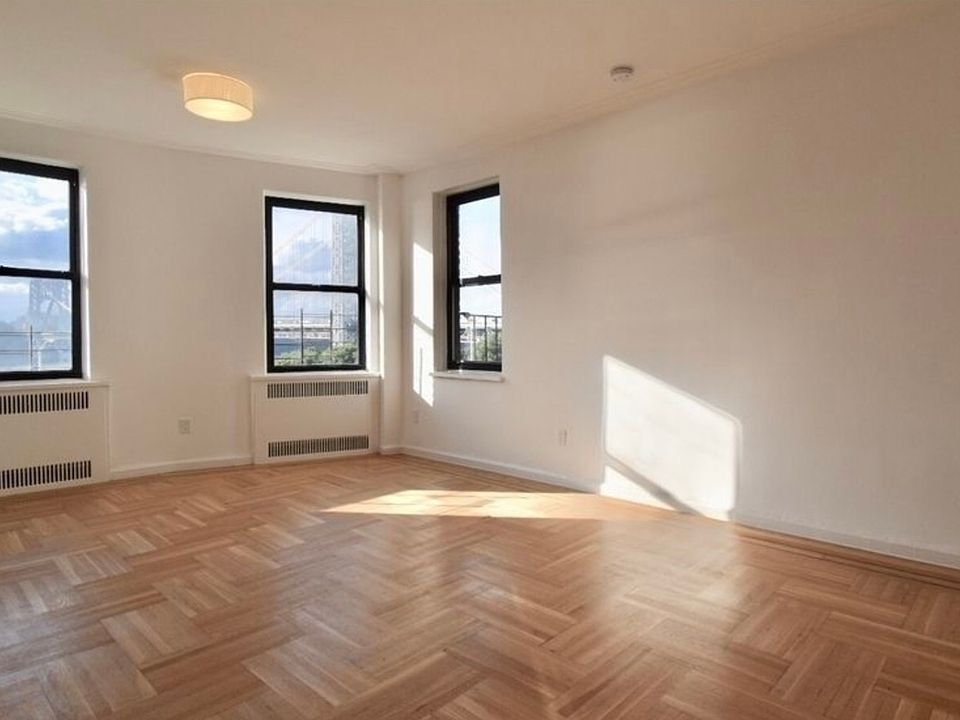 2nd image of 200 Haven Ave #5GK