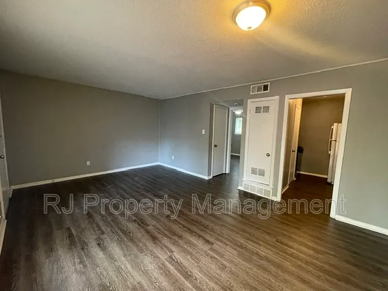 605 Patterson St #11 — Photo 2