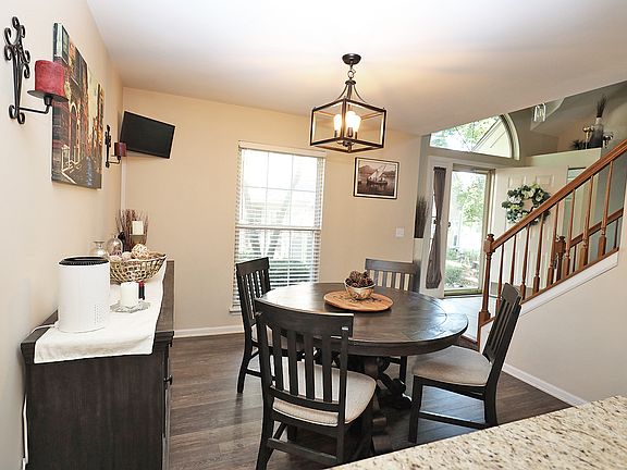 4th image of 1260 Old Mill Ln