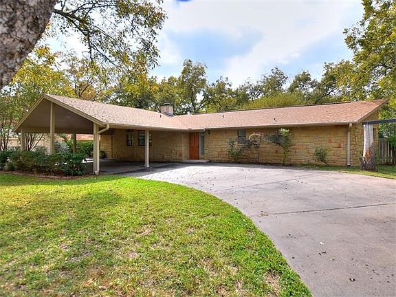 3rd image of 307 San Saba St