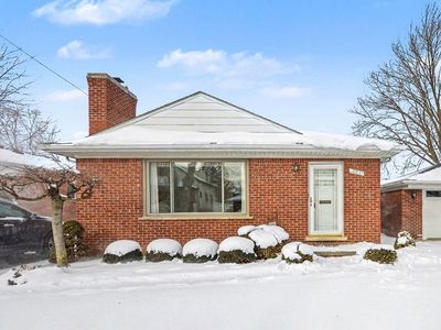 20835 Ardmore Park Dr, Saint Clair Shores, MI, 48081