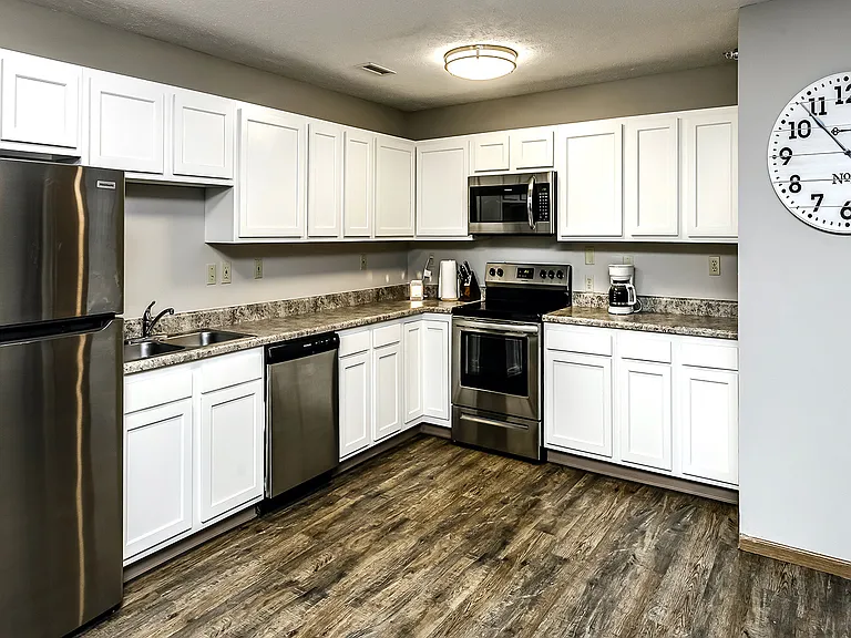 Sunrise Gardens - Senior Living — Photo 24