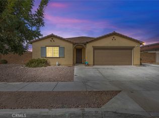 584 Fruitvale Ave, Hemet, CA 92543