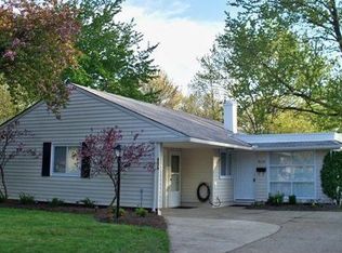9519 Manorford Dr, Parma Heights, OH 44130