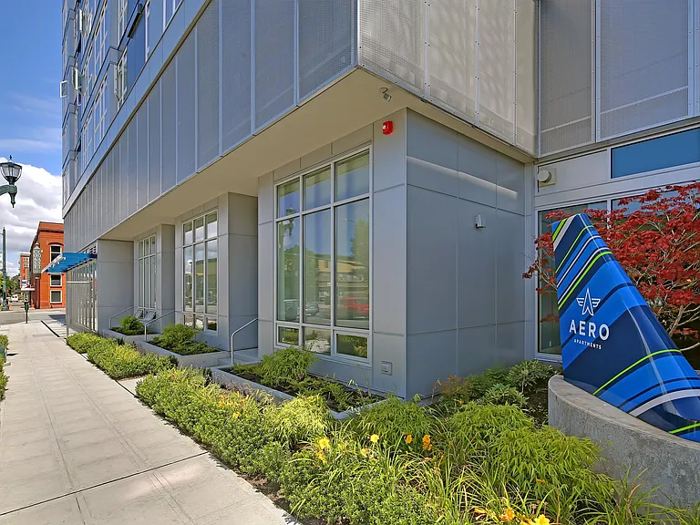 Aero | West Live/Work Apartments