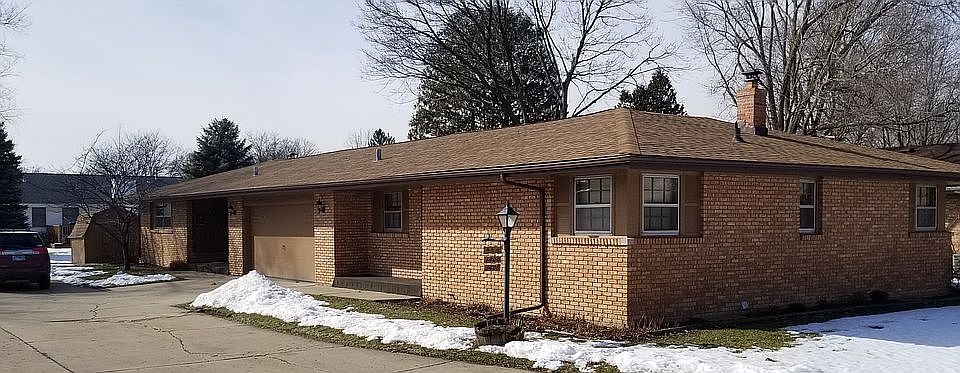 1404 nearst the street