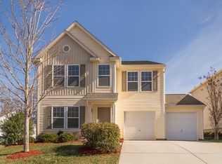 6017 Blue Ash Ln, Charlotte, NC 28215