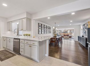 25835 Wild Rose Ln, Shorewood, MN 55331