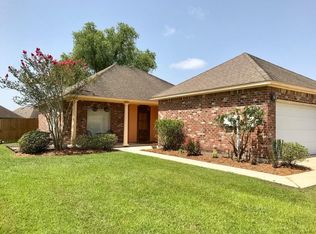 3911 Caspiana Ave, Baton Rouge, LA 70820