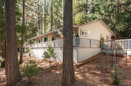 1st image of 27615 Gretchen Ln