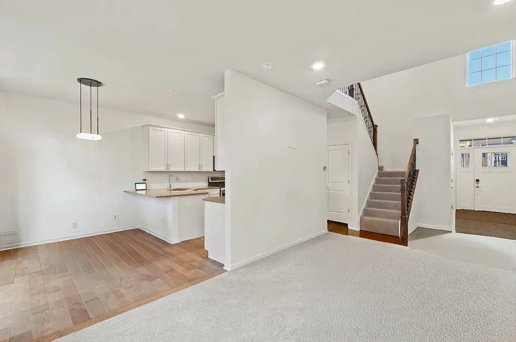 2 bed, 2.5 bath, 1481 sqft, $2,900 — Photo 3