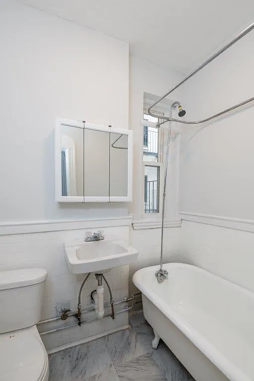 1 bed, 587 sqft, $2,980 — Photo 3