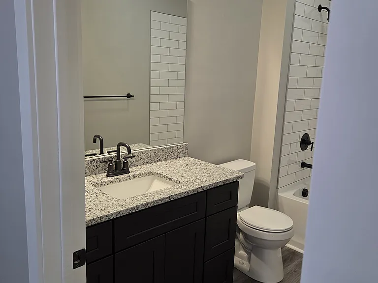 1152 Vista Ct — Photo 4