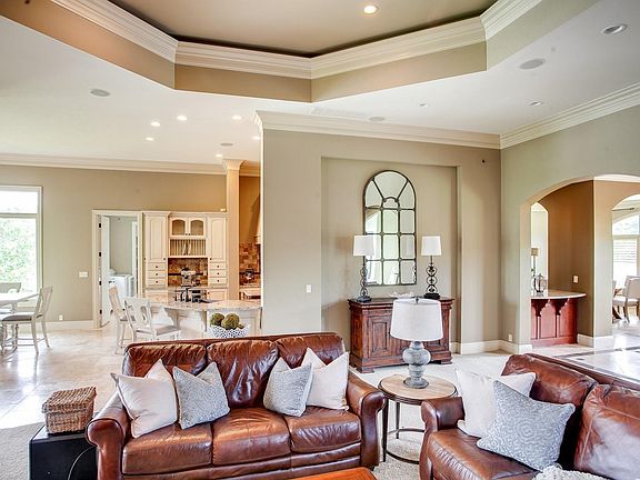 Great room looking into kitchen