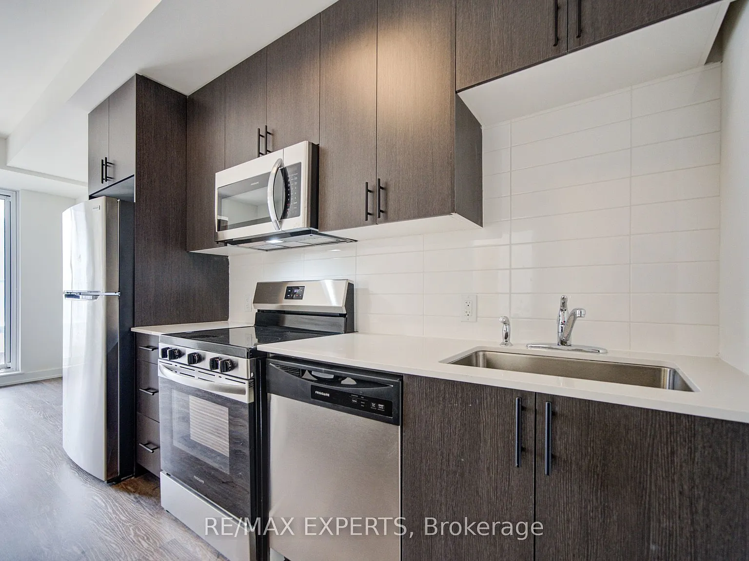 2 bed, $2,795 — Photo 1