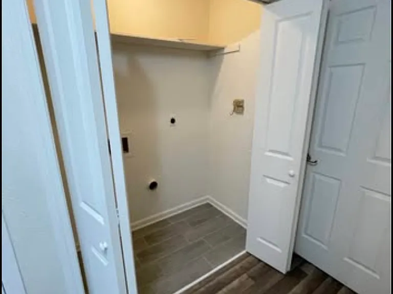 2809 Richland St #C — Photo 8