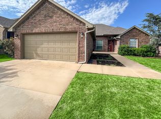 8101 NW 158th St, Edmond, OK 73012