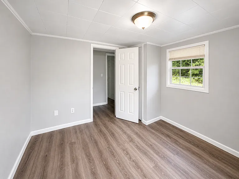 856 Lake City Hwy — Photo 11