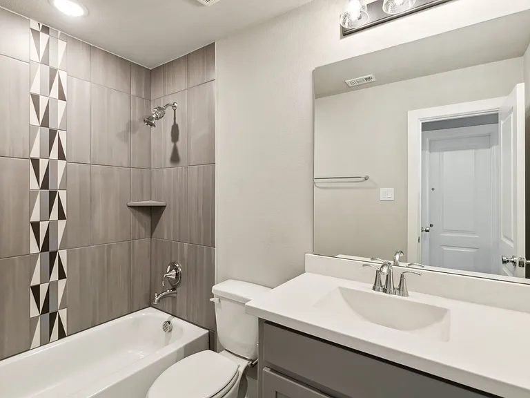 4131 Sandhills Ln — Photo 31