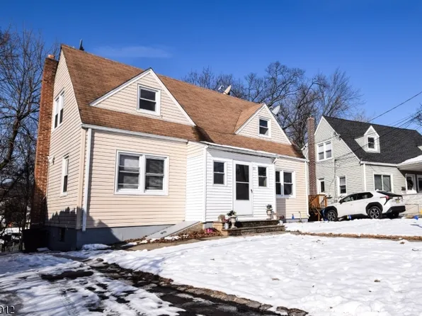 31 Aberdeen Ct, Haledon Boro, NJ 07508