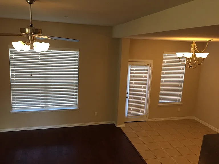 243 Sherburne St — Photo 6