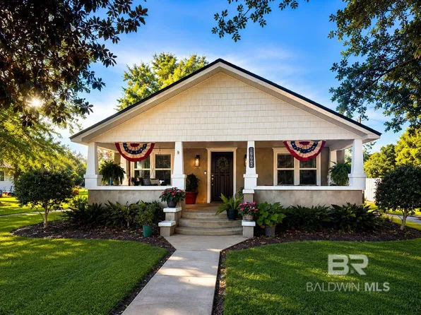 18662 Wilters St, Robertsdale, AL 36567