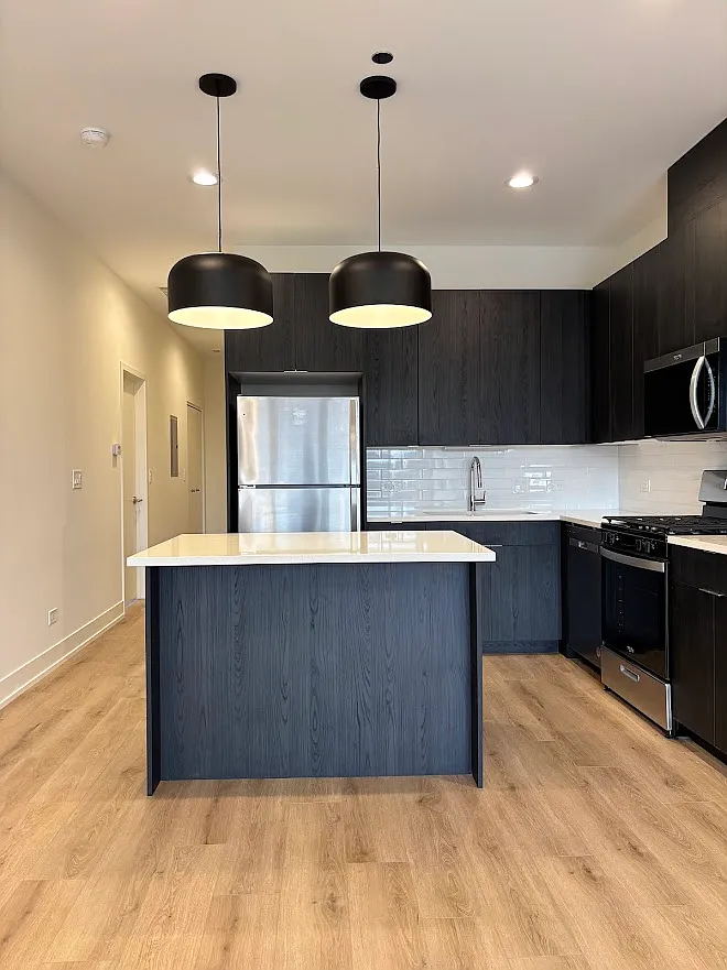 4007 N Kolmar Ave — Photo 2