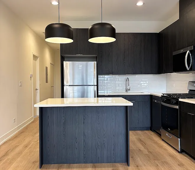 4007 N Kolmar Ave — Photo 2