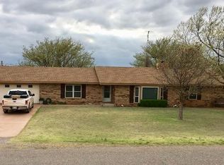 9103 N 2370th Rd, Thomas, OK 73669