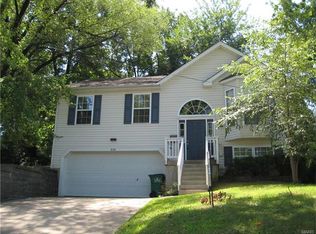 220 Lithia Ave, Saint Louis, MO