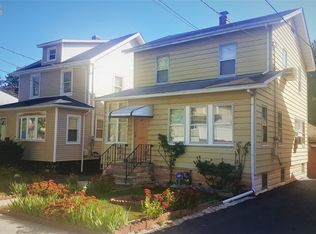 318 E 4th Ave, Roselle, NJ 07203