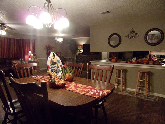 4th image of 517 Tipton Dr