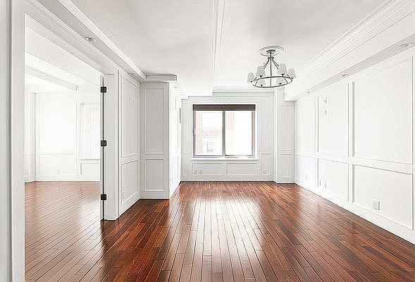 1st image of 106 Central Park S #11LM
