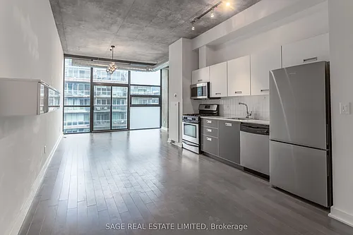 60 Bathurst St #811 Photo 1