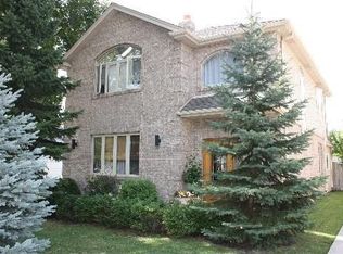 8312 N Newland Ave, Niles, IL 60714