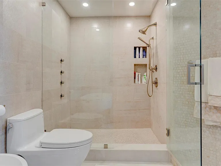4240 Galt Ocean Dr #1006 — Photo 17