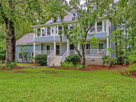 2nd image of 820 Pineneedle Way