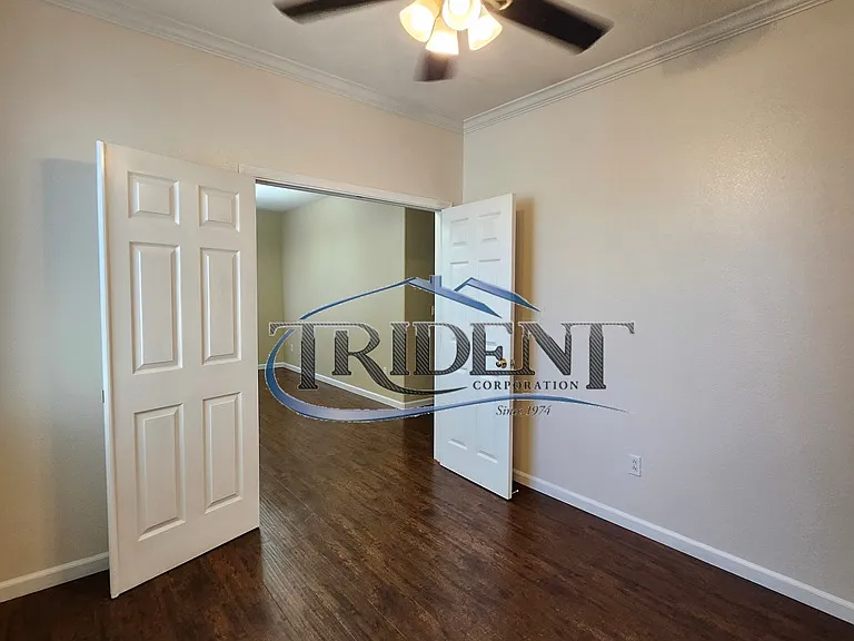 1715 Shoreline Dr — Photo 7